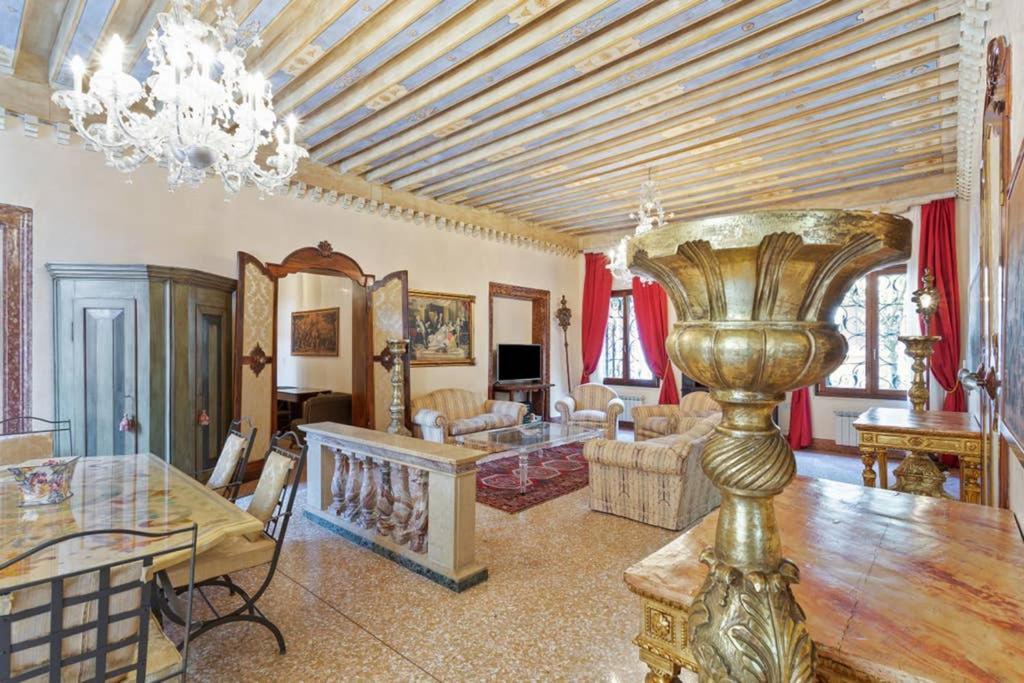 Doge Palace Luxury Apartment - Cannaregio Βενετία Εξωτερικό φωτογραφία