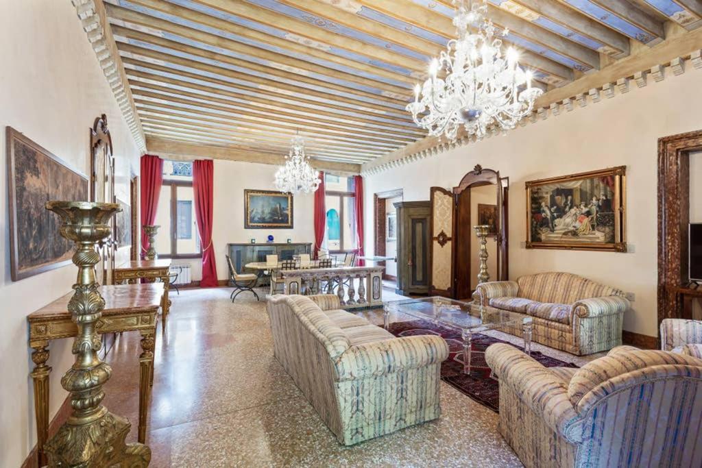 Doge Palace Luxury Apartment - Cannaregio Βενετία Εξωτερικό φωτογραφία